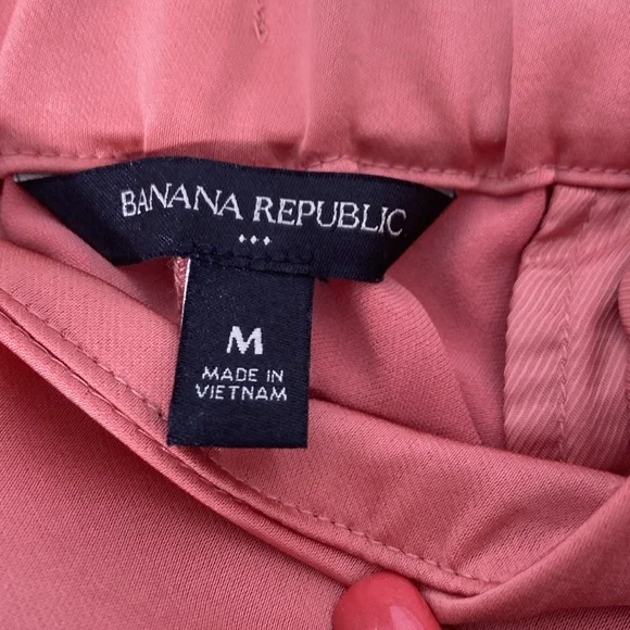 Banana Republic 2-Piece Coral Vest & Pleated Shorts Set Size 4 Top M Bottom - Picture 13 of 13